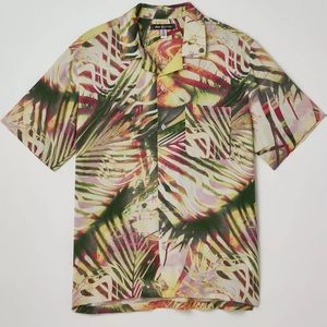 NWT Urban Outfitters Palm Distortion Hawaiian Button Down Shirt